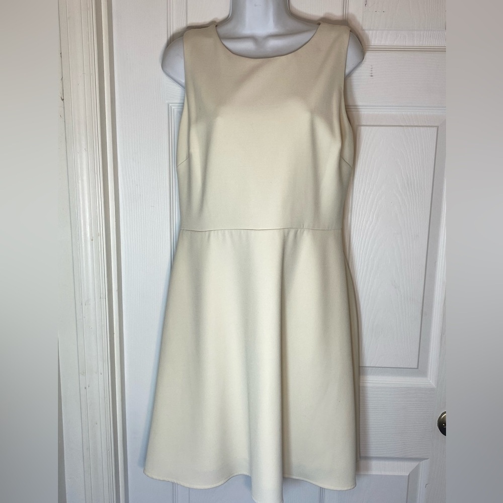 Belle Badgley Mischka NWT Cream Lace Designer Mini Dress w Pockets Flawed.